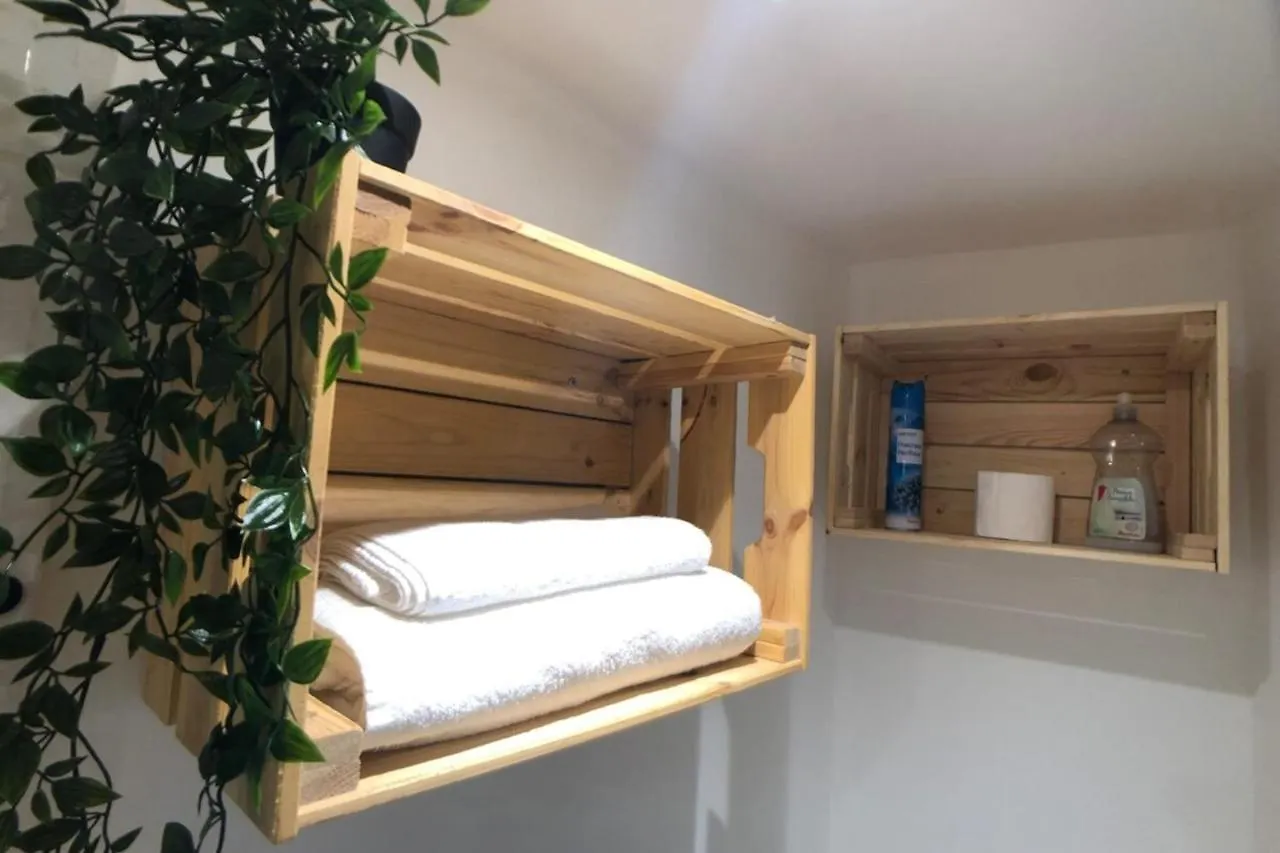 Appartement Le ZenTerrasse en villeWifi-Netflix-Calme à Marseille France