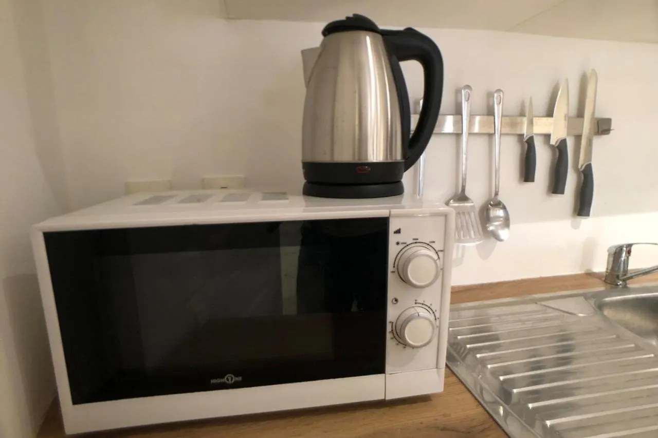 Appartement Le ZenTerrasse en villeWifi-Netflix-Calme à Marseille France